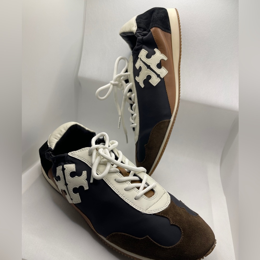 Tory Burch Sneakers Women’s Size 10 leather/ Suede. Ivory/brown/ black